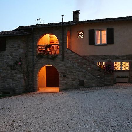 Agriturismo Caiburroni Pietralunga  Bagian luar foto