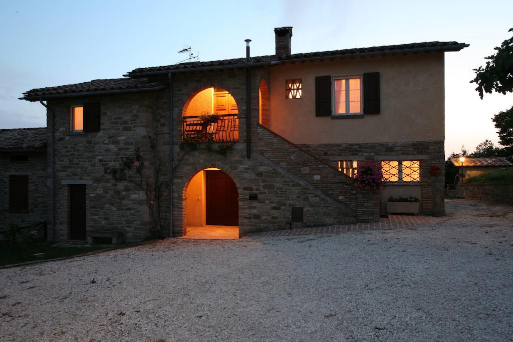 Agriturismo Caiburroni Pietralunga  Bagian luar foto